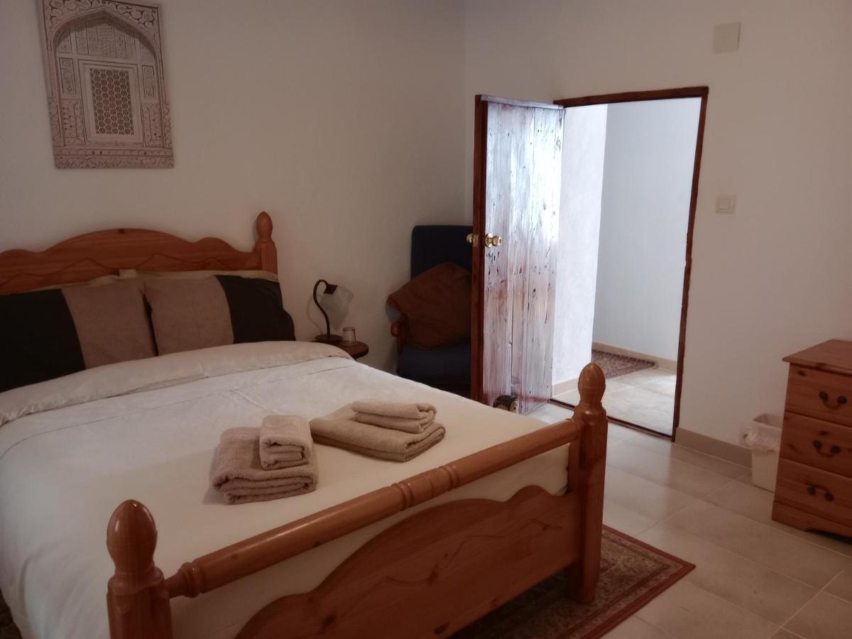 Casa En La Plaza, Hinojares - Ideal For Exploring The Area ภายนอก รูปภาพ